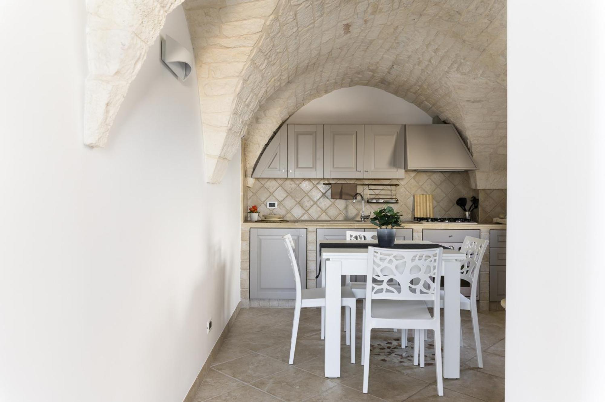 Sant'Oronzo View Apartment By Wonderful Italy 오스투니 외부 사진